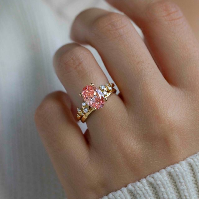 2.10 Carat Oval Pink Lab-Grown Diamond Cluster Ring in Yellow Gold – Morning Star