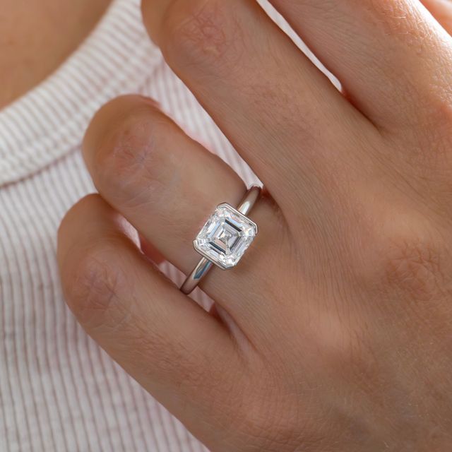 3.12 Carat Asscher Diamond Solitaire Ring In Platinum - Avian