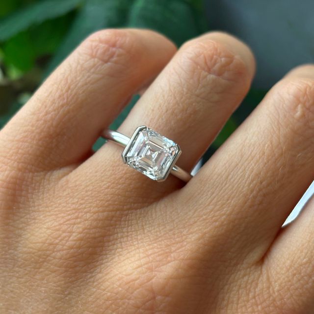 3.12 Carat Asscher Diamond Solitaire Ring In Platinum - Avian