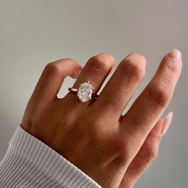 3 Carat Oval Solitaire In 18k Yellow Gold - Elswin