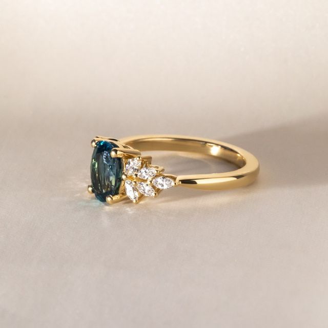 1.60 Carat Oval Natural Teal Sapphire Cluster Ring In Yellow Gold - Anastasia