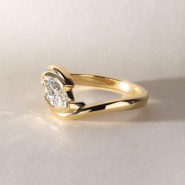 1.00 Carat Marquise Diamond Bezel-Set Ring In Yellow Gold - Naia