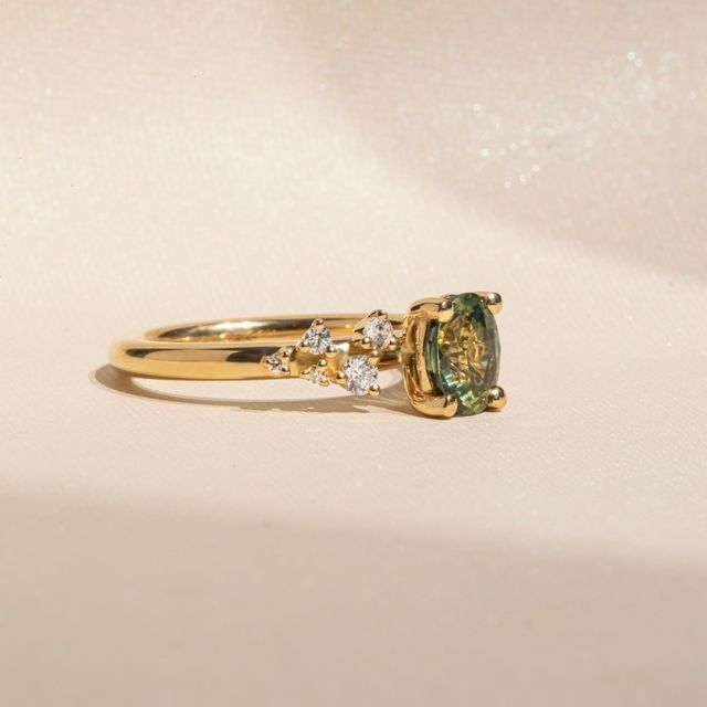 1.13 Carat Oval Teal Sapphire Cluster Engagement Ring In Yellow Gold - Morning Star