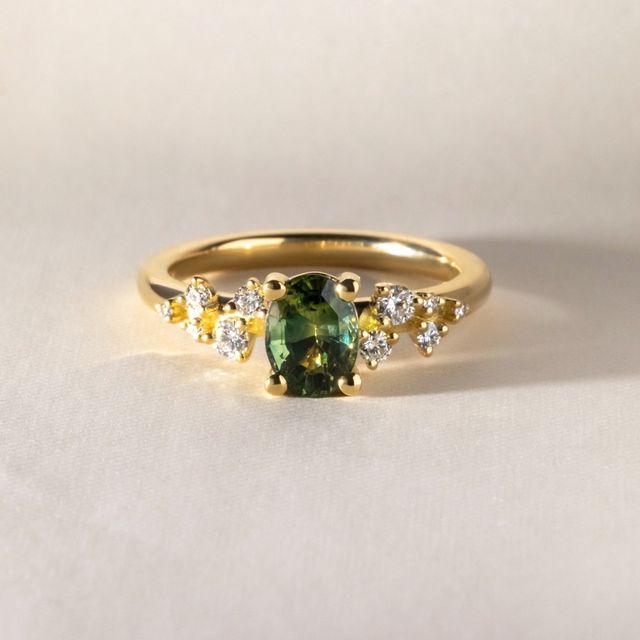 1.13 Carat Oval Teal Sapphire Cluster Engagement Ring In Yellow Gold - Morning Star