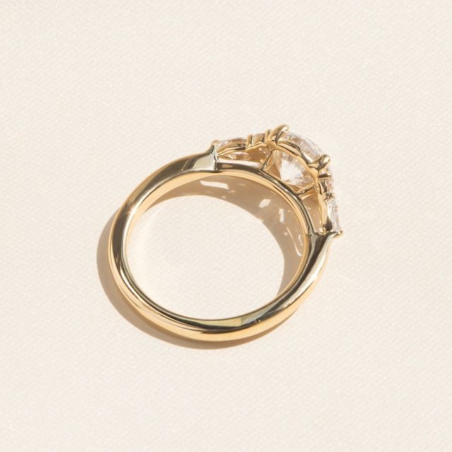 1.50 Carat Lab Grown Round Cluster Engagement Ring In Yellow Gold - Nanami