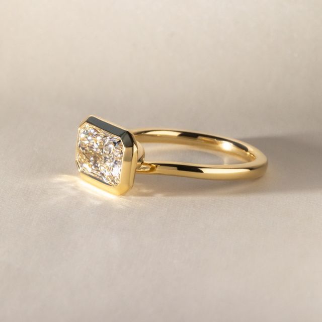 2.02 Carat Lab Grown Radiant Solitaire Engagement Ring In Yellow Gold - Sydney