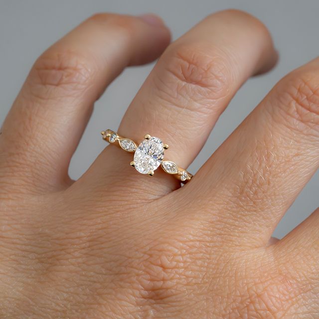 1.00 Carat Oval Bespoke Diamond Band Yellow Gold Engagement Ring