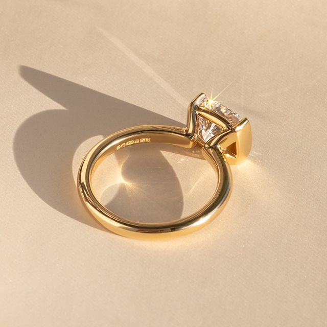 2.00 Carat Cushion Diamond Solitaire Engagement Ring In Yellow Gold - Avian