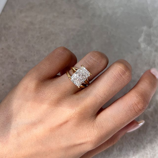 5.00 Carat Radiant Diamond Solitaire Yellow Gold Engagement Ring - Olina