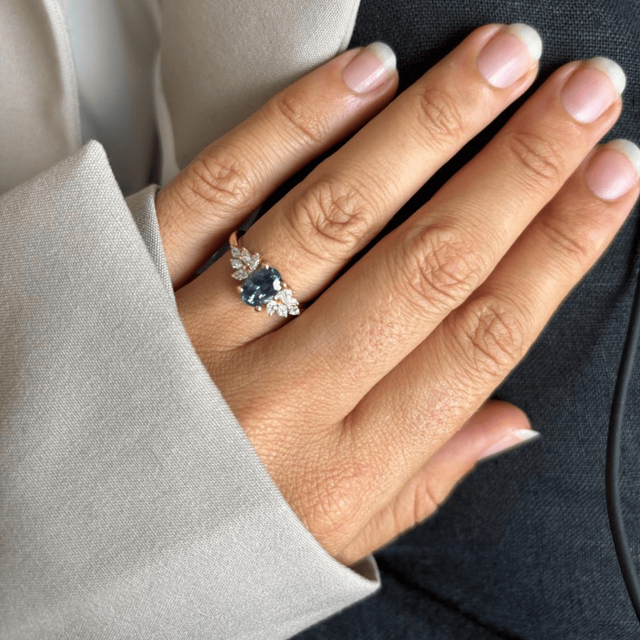 1.60 Carat Oval Natural Teal Sapphire Cluster Ring In Yellow Gold - Anastasia