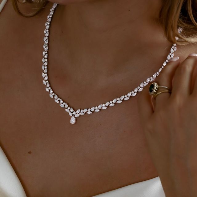 23.00 Carat Lab Grown Diamond Necklaces In White Gold
