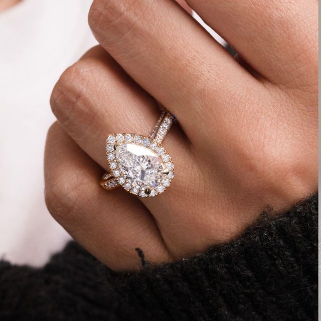 2.70 Carat Lab Grown Pear Diamond Halo Ring In Yellow Gold - Augusta