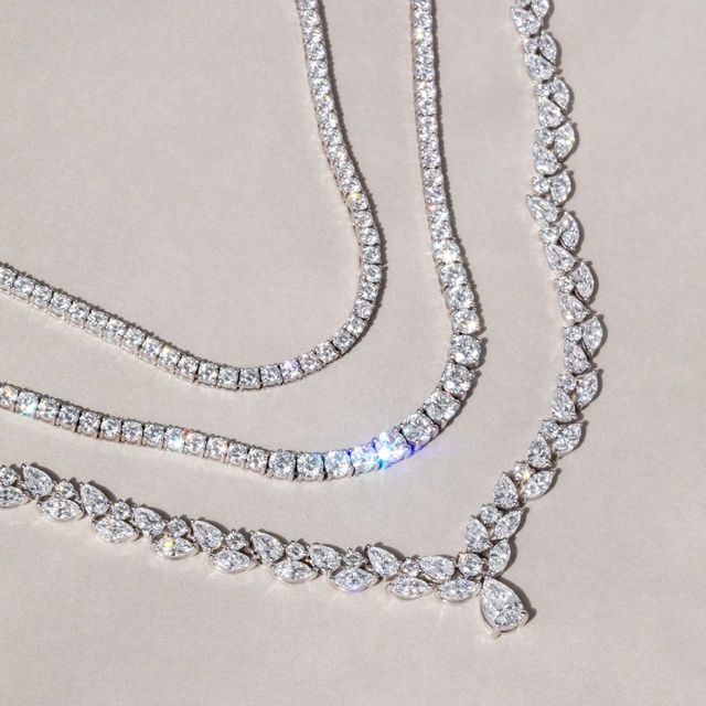 23.00 Carat Lab Grown Diamond Necklace In White Gold
