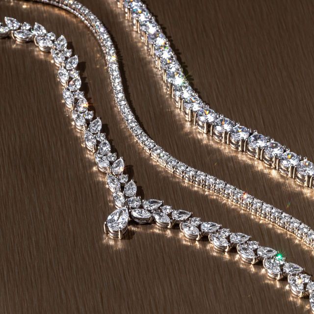 23.00 Carat Lab Grown Diamond Necklace In White Gold