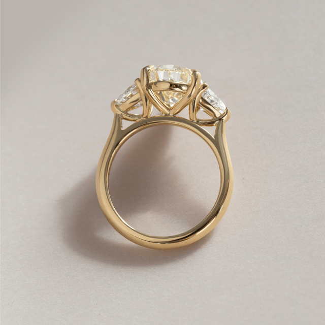 5.17 Carat Lab Grown Pear Yellow Diamond Trilogy Ring In Yellow Gold - Manilla