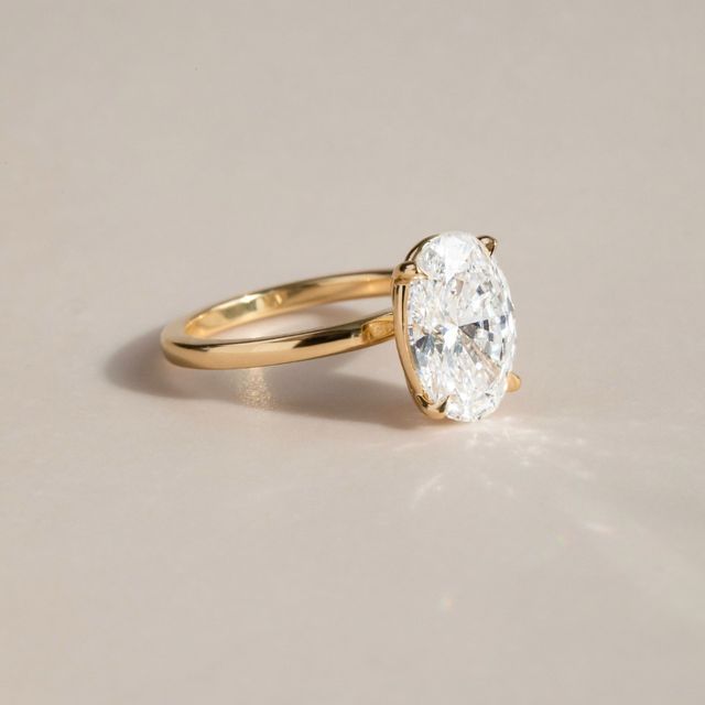 4.00 Carat Oval Diamond Solitaire Engagement Ring In Yellow Gold - Una