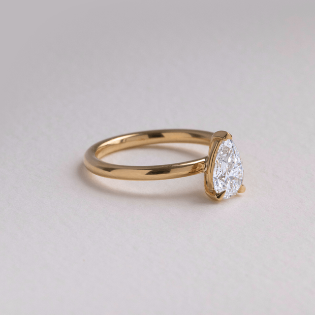 1.00 Carat Lab Grown Pear Diamond Solitaire Engagement Ring In Yellow Gold - Chelsea
