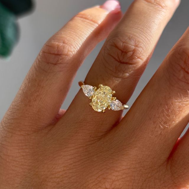1.76 Carat Oval Yellow Diamond Trilogy Engagement Ring In Yellow Gold - Amaya