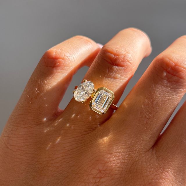 Toi Et Moi Emerald And Oval Diamond Engagement Ring In Yellow Gold