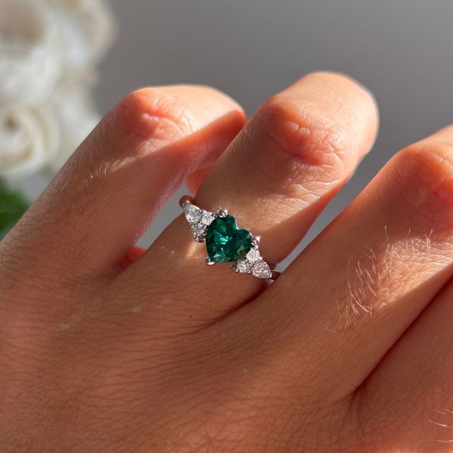 0.90 Carat Lab-Grown Heart Green Emerald Three-Stone Ring In Platinum - Nanami