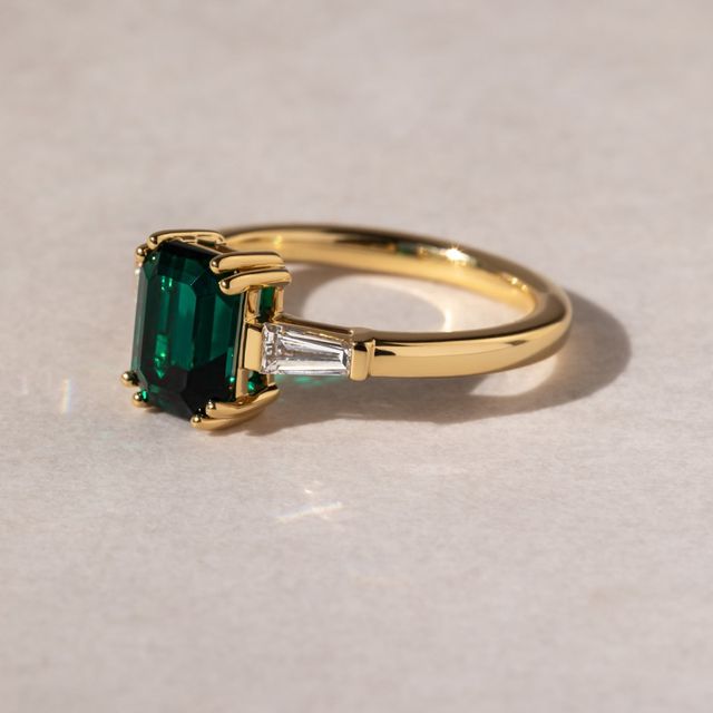 1.39 Carat Lab Grown Emerald-Cut Emerald Trilogy Engagement Ring In Yellow Gold - Kenzo