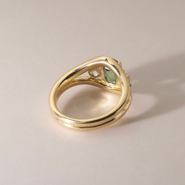 2.01 Carat Natural Elongated Cushion Teal Bi Parti Sapphire Trilogy Ring in Yellow Gold – Serra