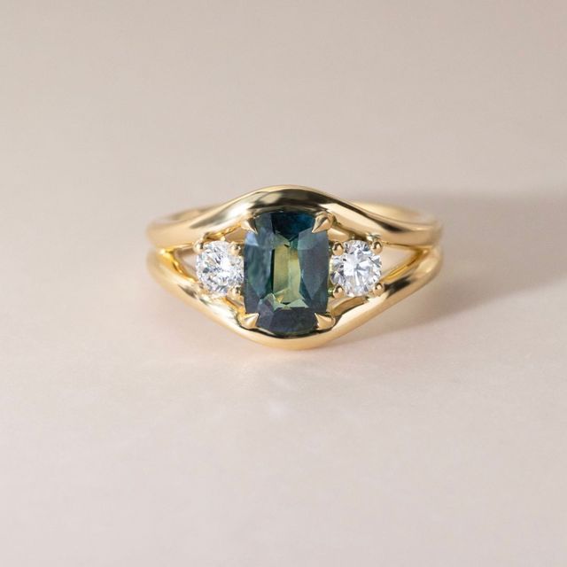 2.01 Carat Natural Elongated Cushion Teal Bi Parti Sapphire Trilogy Ring in Yellow Gold – Serra