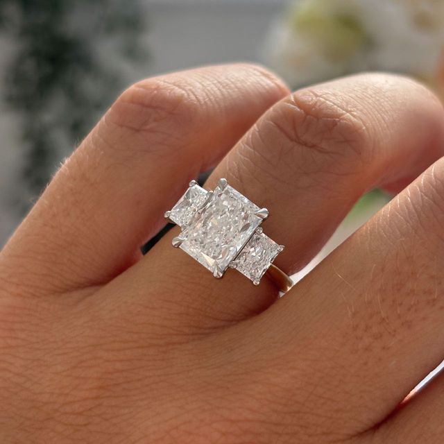 3.26 Carat Lab Grown Radiant Diamond Trilogy Engagement Ring In Yellow Gold - Daisy
