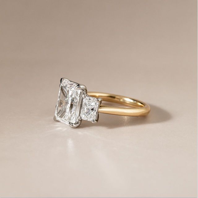 3.26 Carat Lab Grown Radiant Diamond Trilogy Engagement Ring In Yellow Gold - Daisy