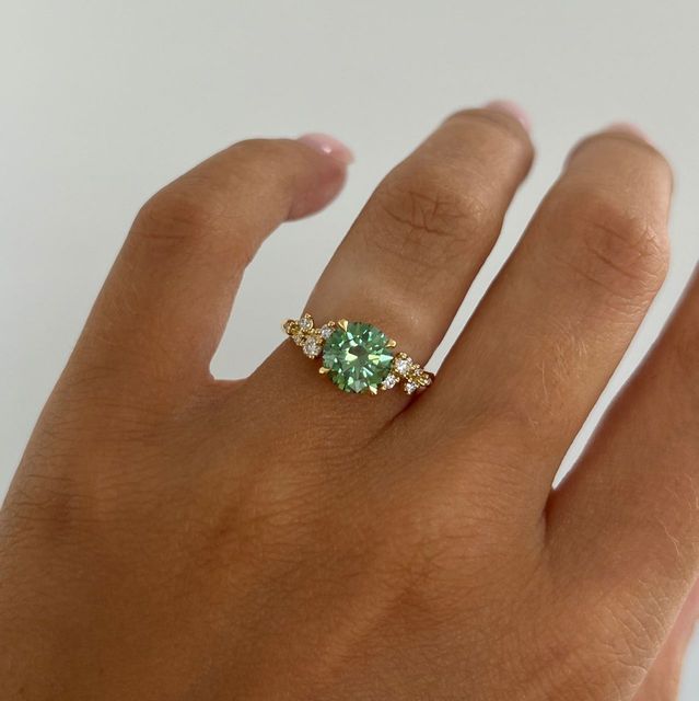 1.60 Carat Round Green Diamond Cluster Engagement Ring in Yellow Gold - Morning star