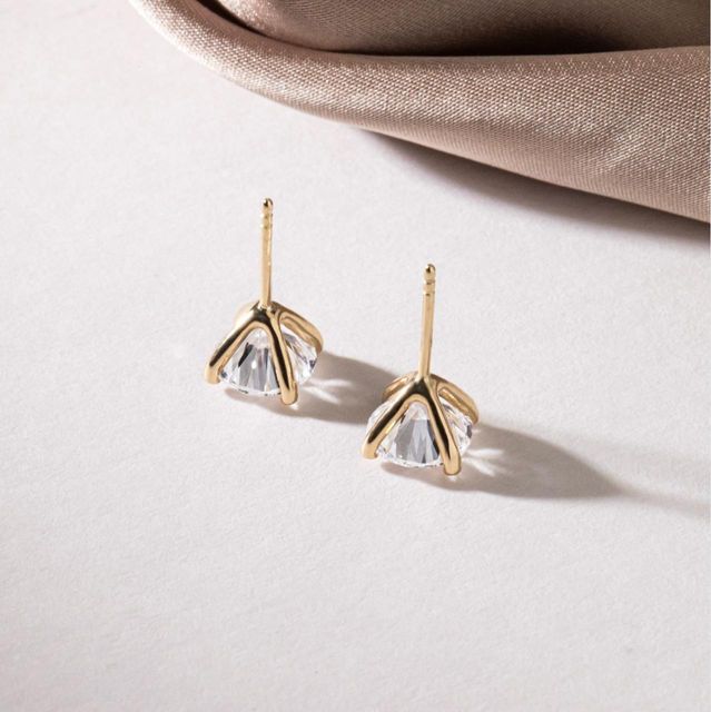 3.40 Carat Lab Grown Round Diamond Solitaire Stud Earrings in Yellow Gold