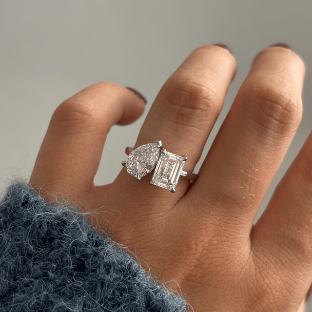 4.50 Carat Emerald And Pear Diamond Toi et Moi Engagement Ring in Platinum