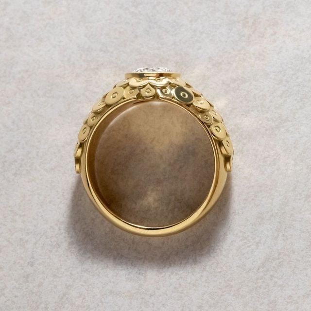 0.90 Carat Lab Grown Round Diamond Men's Engagement Ring in Yellow Gold - Dahlia