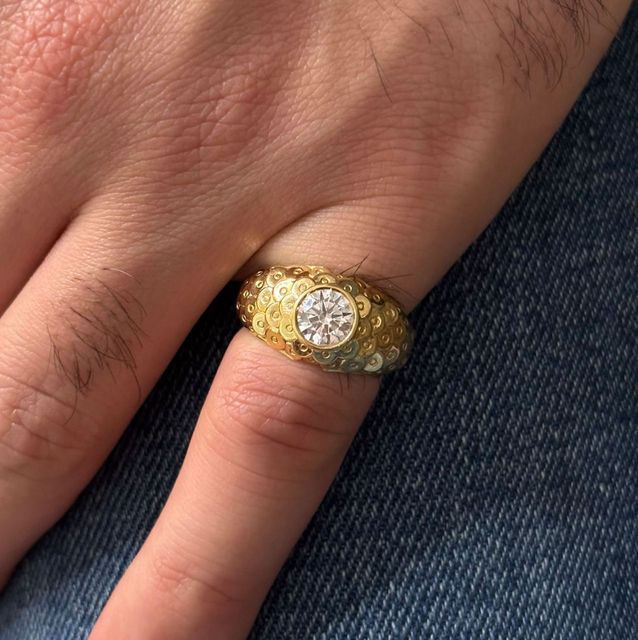 0.90 Carat Lab Grown Round Diamond Men's Engagement Ring in Yellow Gold - Dahlia