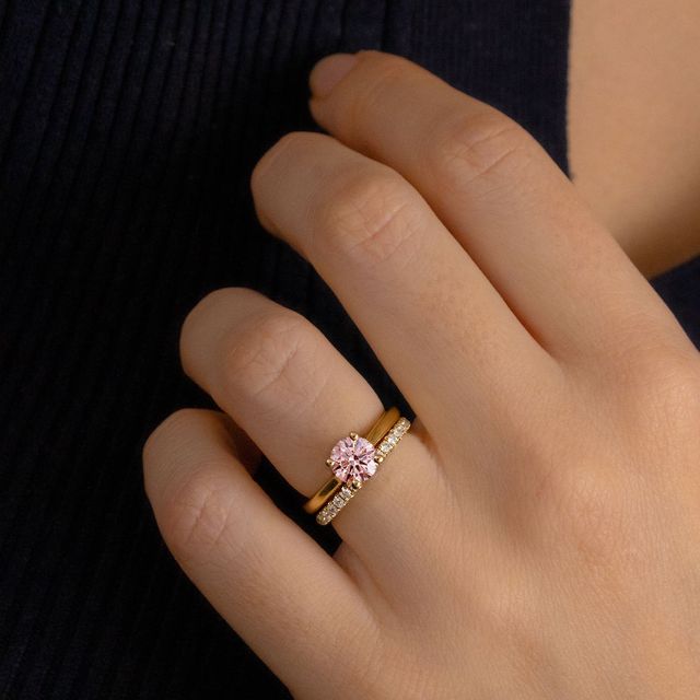 1.00 Carat Round Pink Diamond Solitaire Engagement Ring in Yellow Gold - Odette