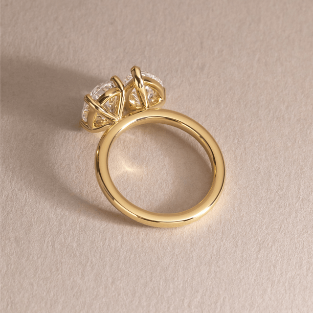 4.00 Carat Oval And Pear Diamond Toi et Moi Engagement Ring in Yellow Gold