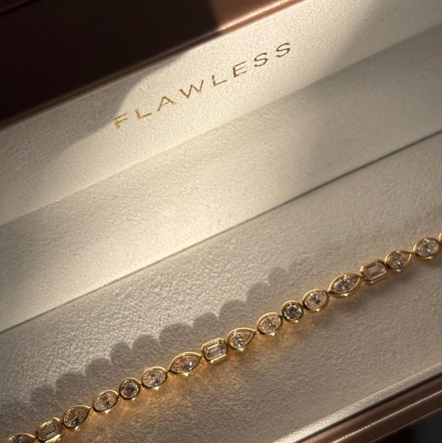 4.80 Carat Lab Grown Multi Diamond Bezel Set Bracelet in Yellow Gold