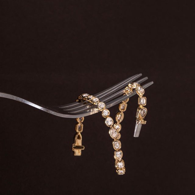 4.80 Carat Lab Grown Multi Diamond Bezel Set Bracelet in Yellow Gold