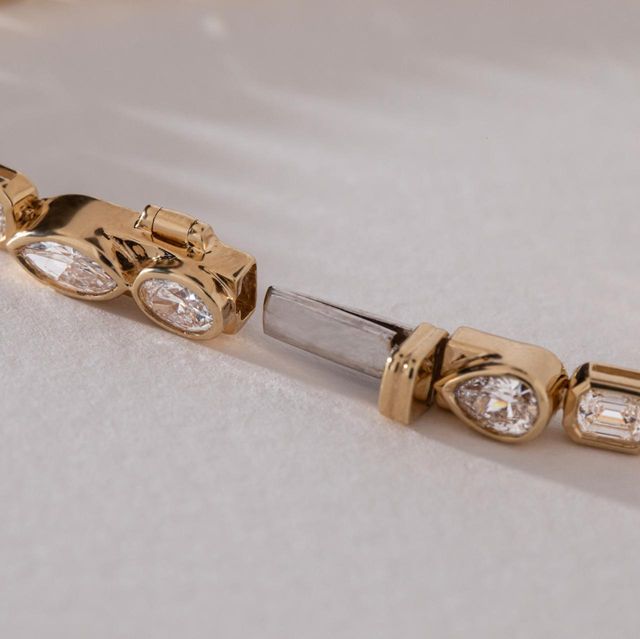 4.80 Carat Lab Grown Multi Diamond Bezel Set Bracelet in Yellow Gold