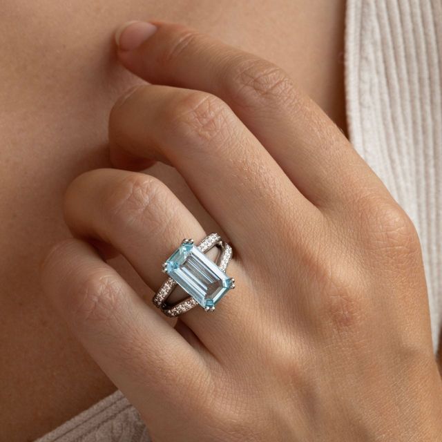 4.29 Carat Emerald Cut Aquamarine Split Shank Diamond Band Ring in Platinum - Naveya