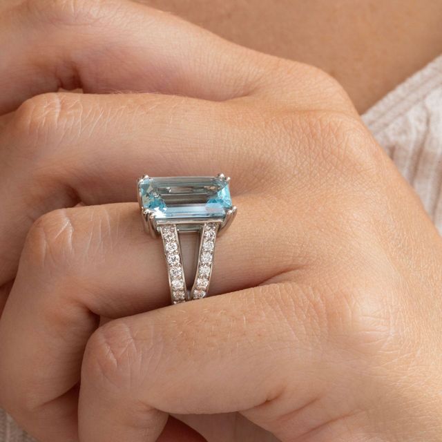 4.29 Carat Emerald Cut Aquamarine Split Shank Diamond Band Ring in Platinum - Naveya