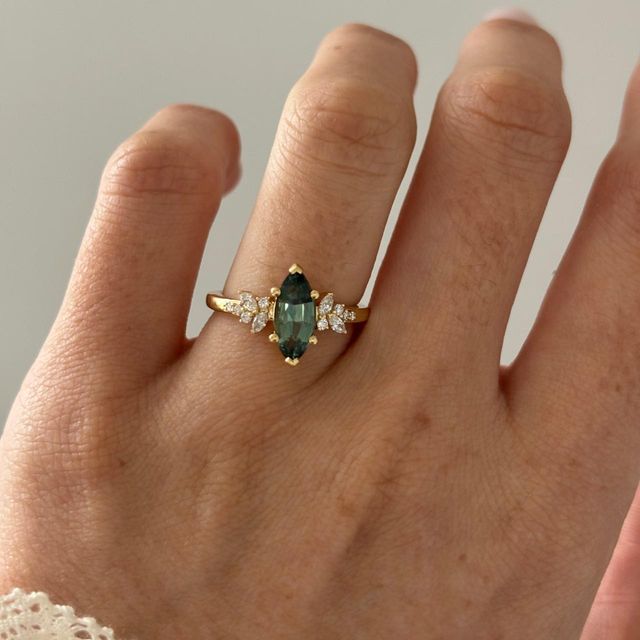 1.67 Carat Natural Marquise Teal Sapphire Cluster Engagement Ring in Yellow Gold - Sphinx