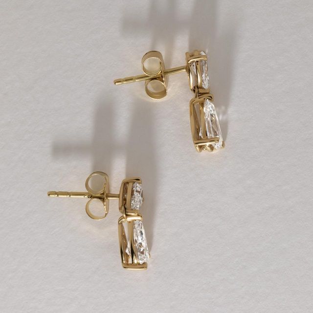 2 Carat Lab Grown Pear Shape Diamond Drop Earrings in Yellow Gold