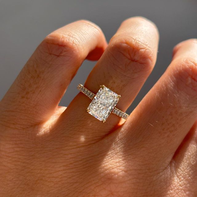 2.69 Carat Lab Grown Radiant Diamond Pavé Engagement Ring in Yellow Gold - Avery