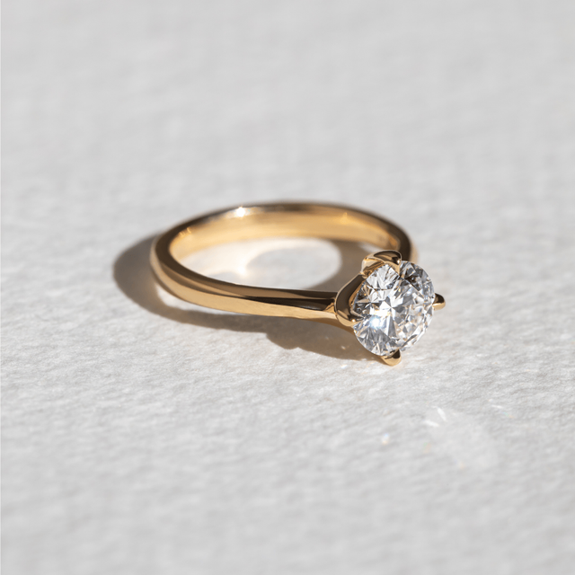 1 Carat Lab Grown Round Diamond Solitaire Engagement Ring in Yellow Gold - Orane