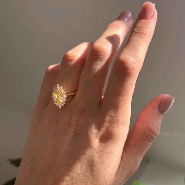 2 Carat Yellow Marquise Diamond Cluster Engagement Ring in Yellow Gold - Windermere