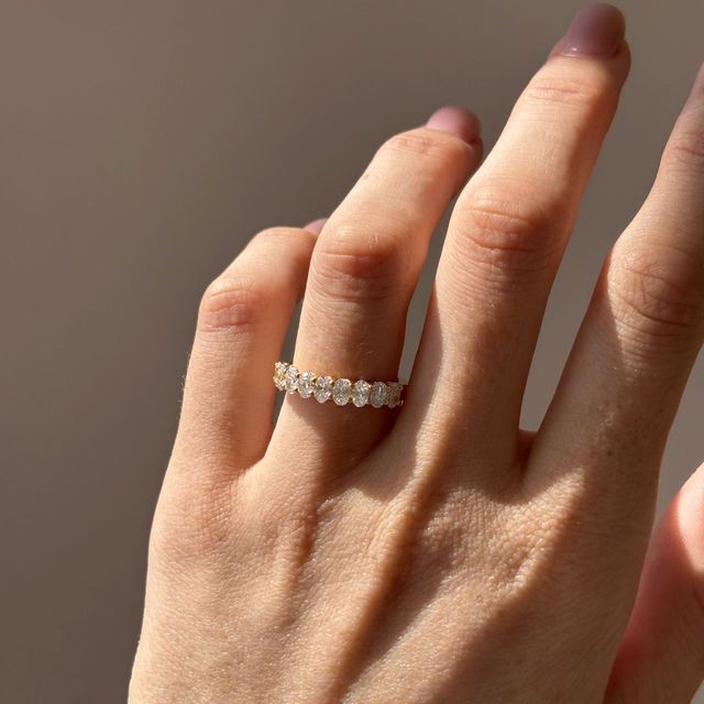 1.40 Carat Lab Grown Oval Diamond Half Eternity Wedding Ring in Yellow Gold - Lux