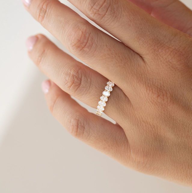 1.40 Carat Lab Grown Oval Diamond Half Eternity Wedding Ring in Yellow Gold - Lux