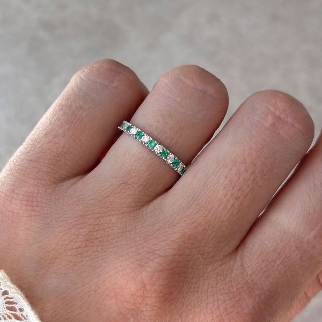 0.30 Carat Natural Round Green Emerald And Diamond Half Eternity Ring in White Gold
