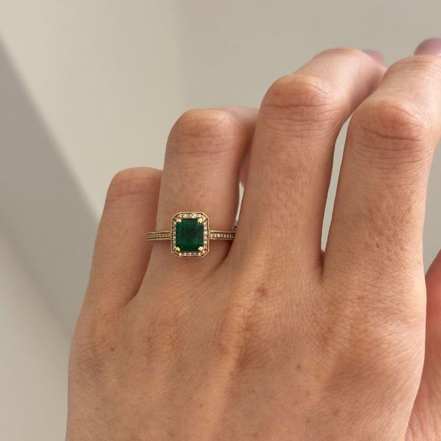 0.98 Carat Natural Emerald Cut Green Emerald Grain Set Halo Engagement Ring in Yellow Gold